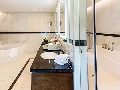 Luxurious 3-Bedroom + Maid Penthouse for Rent in West Bay