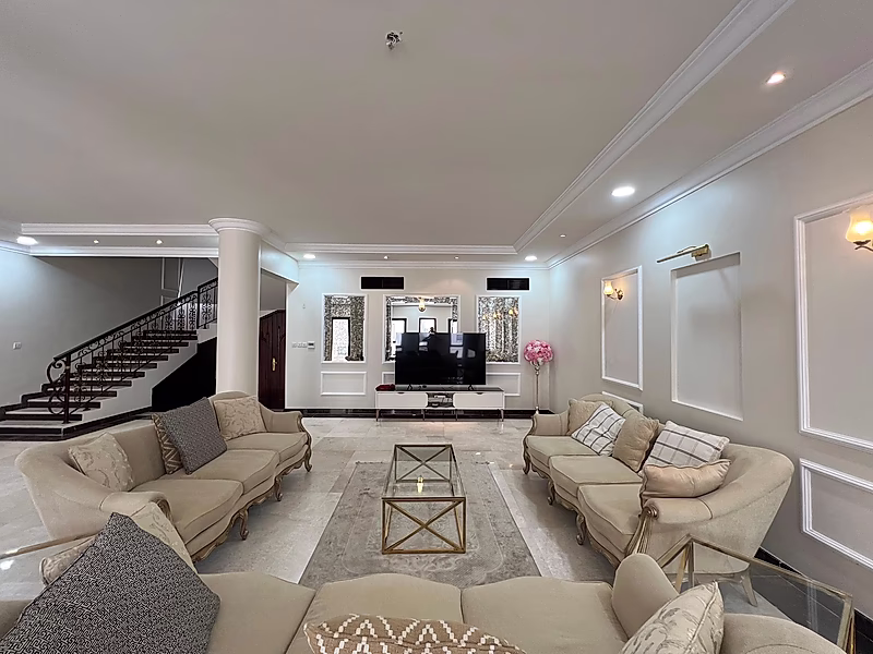 SPACIOUS | FULLY FURNISHED | 5+M+DRIVER | LAGOON | - Photo 1
