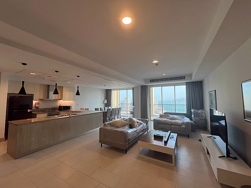 SEAVIEW 3+M DUPLEX | FURNISHED WITH BILLS | BALCONY | PEARL - Photo 3