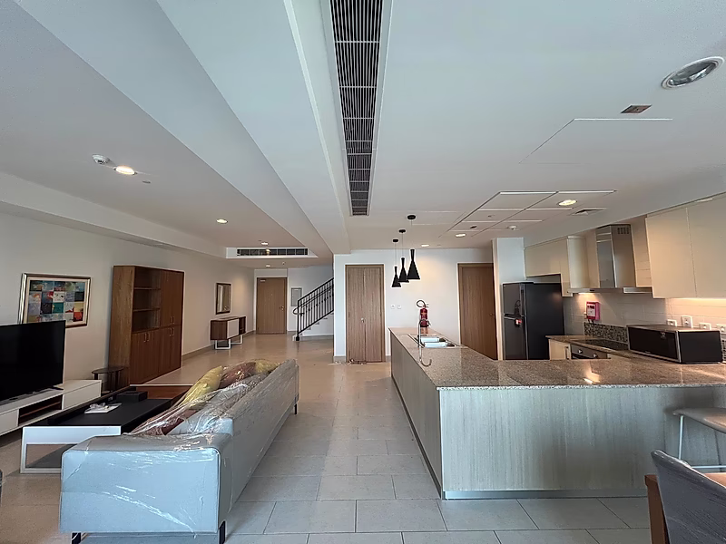 SEAVIEW 3+M DUPLEX | FURNISHED WITH BILLS | BALCONY | PEARL - Photo 5