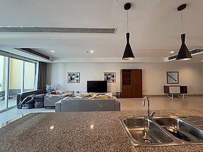 SEAVIEW 3+M DUPLEX | FURNISHED WITH BILLS | BALCONY | PEARL