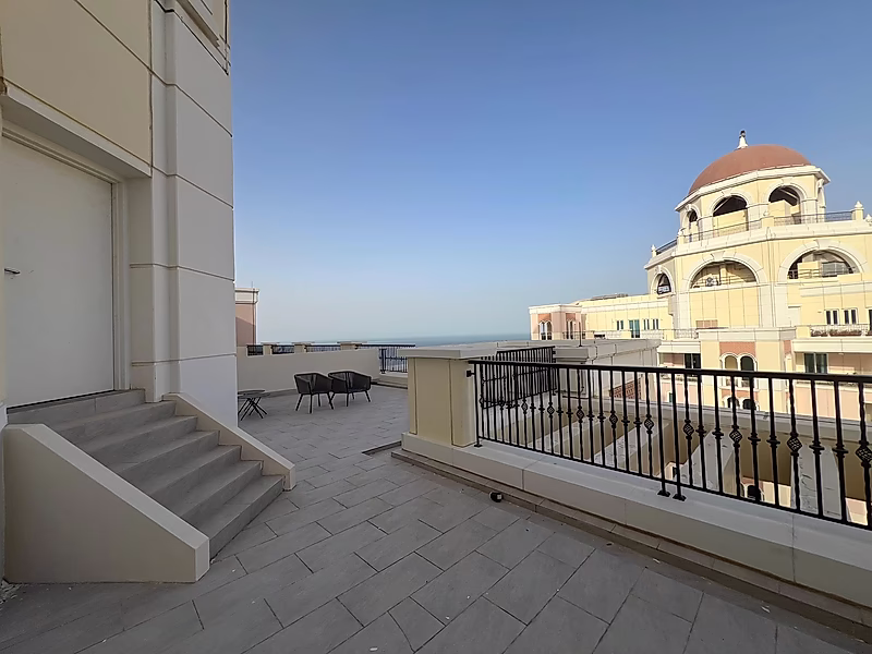 SEAVIEW 3+M DUPLEX | FURNISHED WITH BILLS | BALCONY | PEARL - Photo 11