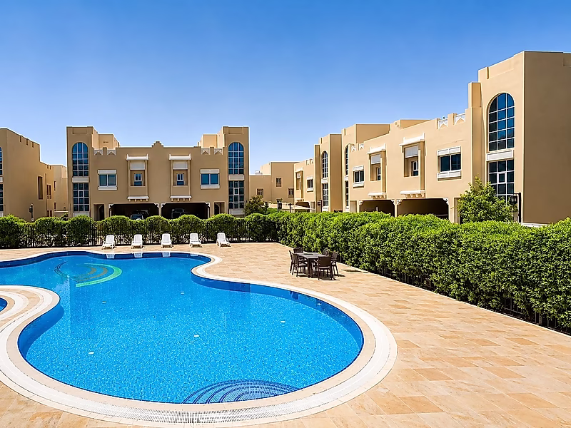 فرصة استثمارية حصرية خارج السوق | مجمع سكني فاخر للبيع في قلب الدوحة بعائد استثماري مميز - Photo 1