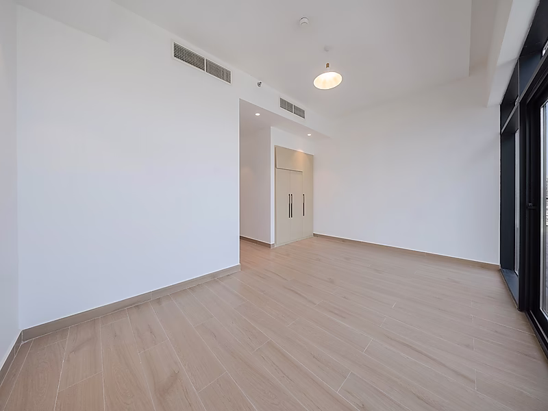 BRAND NEW ELEVATED 2BEDROOM + MAID | WATERFRONT - Photo 7