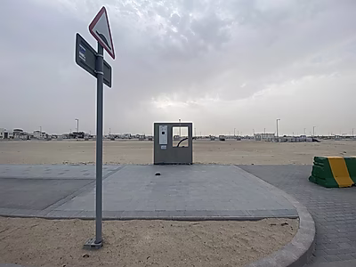 أرض مساحتها 400 متر مربع للبيع في هزوم لوسيل