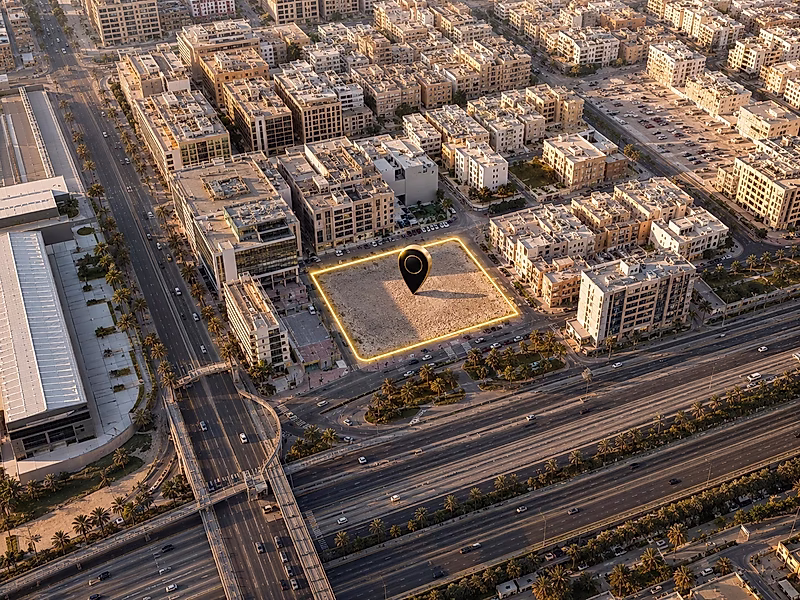 أرض تطوير فاخرة | عائد استثماري مرتفع | تصميم معتمد (طابق أرضي + 9 طوابق) | موقع متميز في الدوحة - Photo 1