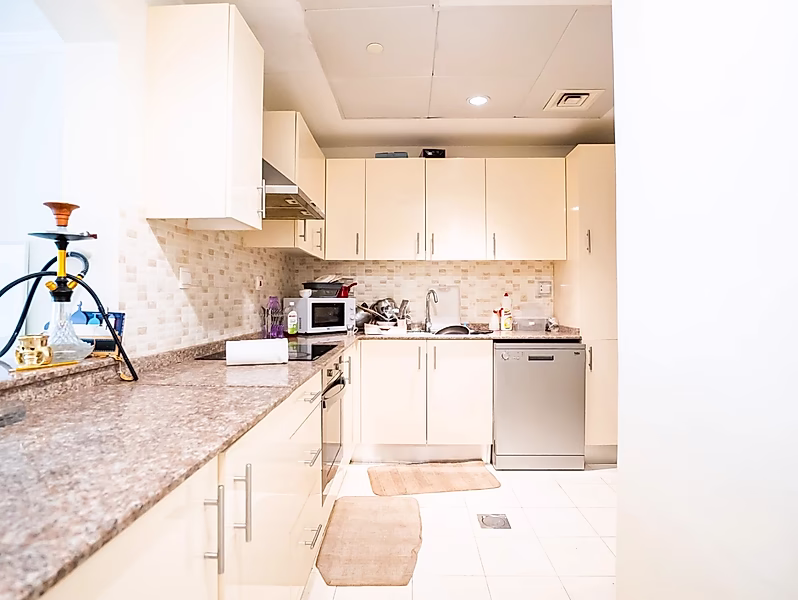 1 BED | FURNISHED | MARINA VIEWS - Photo 5