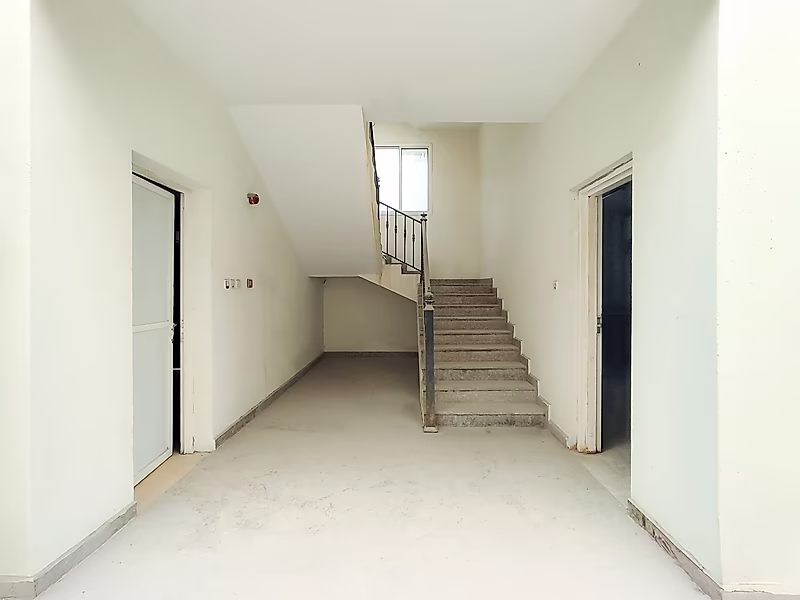 1,667 SQM FOOD STORAGE FOR SALE II ABA SALEEL II 3 CHILLERS II PRIME LOCATION - Photo 5