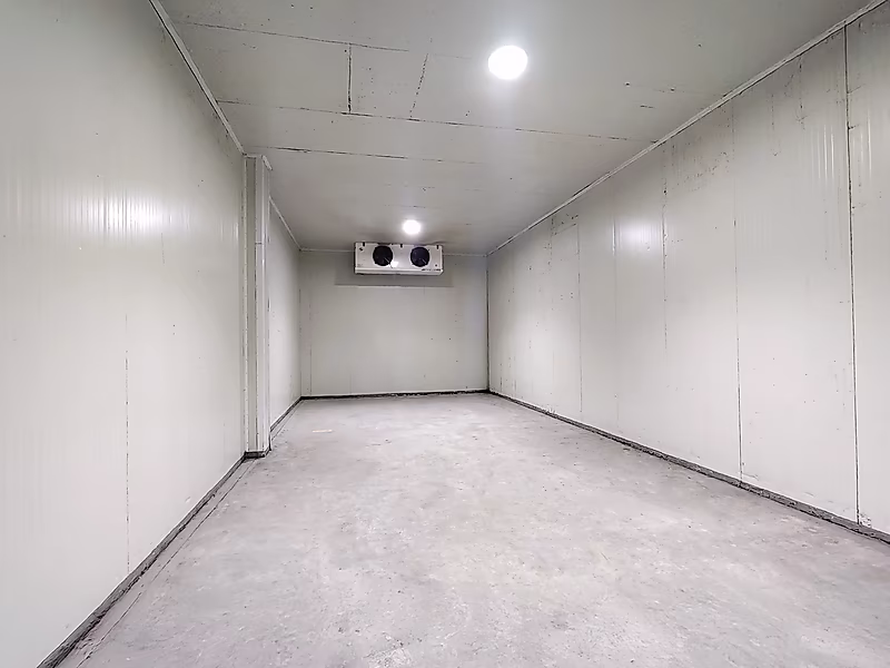 1,667 SQM FOOD STORAGE FOR SALE II ABA SALEEL II 3 CHILLERS II PRIME LOCATION - Photo 15