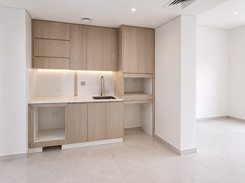 Brand-New Studio Facing the Mall & Pool | High-Growth Investment Opportunity - Photo 4