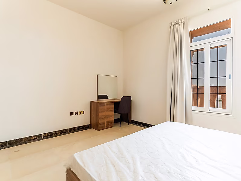 Chic 1BR Apartment with Modern Finishes - Photo 9
