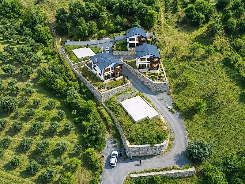 Bulk Deal - Nature Compound Villa in Geyve, Sakarya, Türkiye | Privacy, Space & Stunning Views - Photo 1