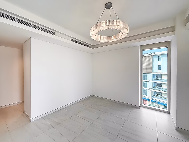 Unique 3-Bedroom + Maid's Room Apartment with Direct Sea View in Gewan Island Promenade - Photo 9