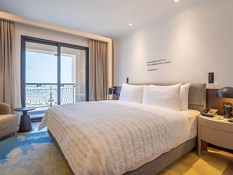 Superior Suite: Fully Furnished 3BR+Maid | Sea Views - Photo 13