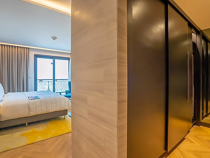 Superior Suite: Fully Furnished 3BR+Maid | Sea Views - Photo 23