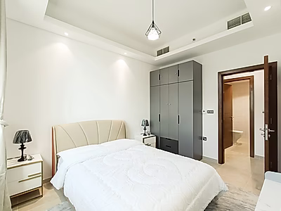 CHEAPEST 2 BEDROOM IN MARINA WITH UTILITIES INCLUDED!