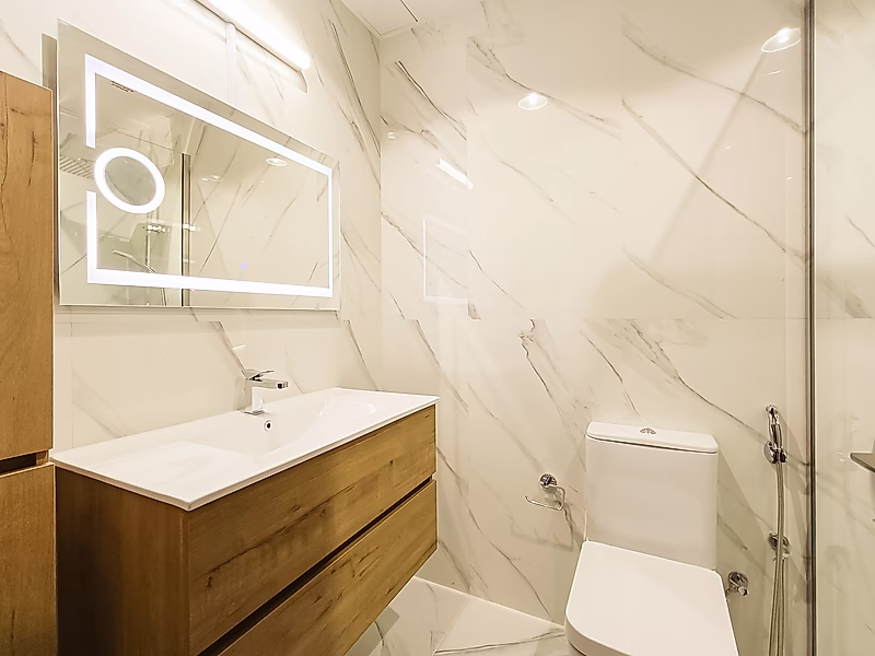 CHEAPEST 2 BEDROOM IN MARINA WITH UTILITIES INCLUDED! - Photo 9