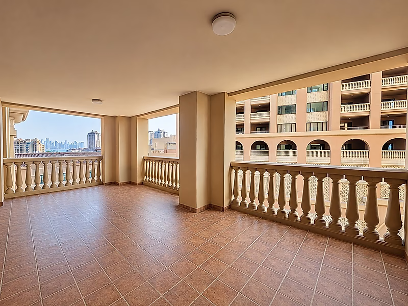 Spacious 1-Bedroom in Premium Tower | Balcony & Luxury Living - Photo 3