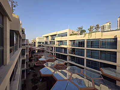STUNNING! 1BR SF APARTMENT| GEWAN ISLAND