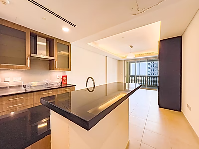SEMI FURNISHED STUDIO | UTILITIES INCLUDED | BALCONY
