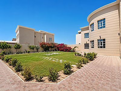 6BR+M VILLA WITH LAVISH INTERIORS
