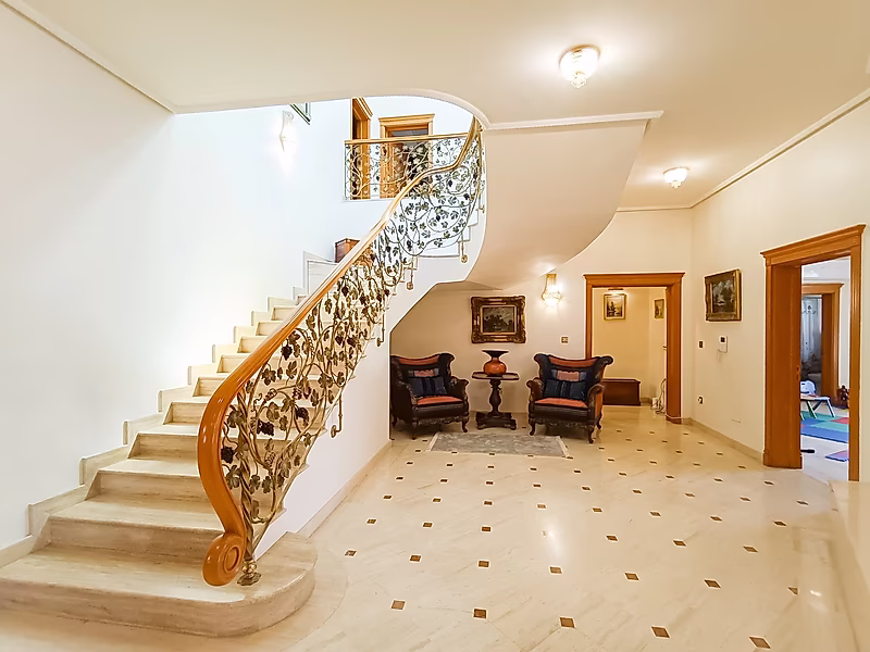 Ultra-Luxury 5-BedroomUltra-Luxury 5BR Villa in Doha — unmatched price for this level of luxury Villa in the Heart of Doha - Photo 6