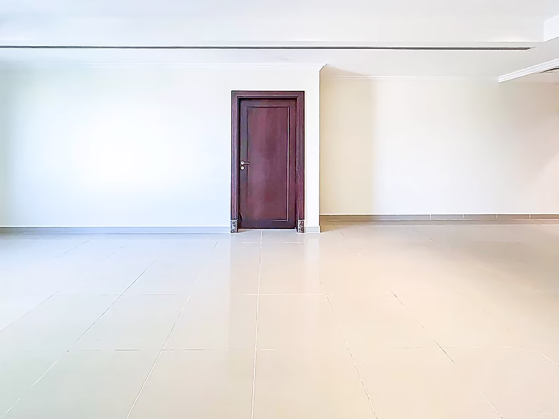 Elegant 1-Bedroom Apartment | Porto Arabia, The Pearl - Photo 12
