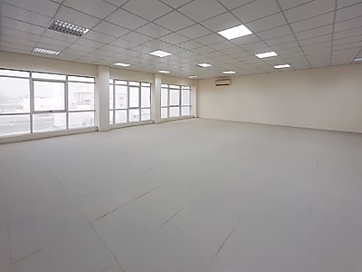 مصنع للبيع في المنطقة الصناعية الجديدة