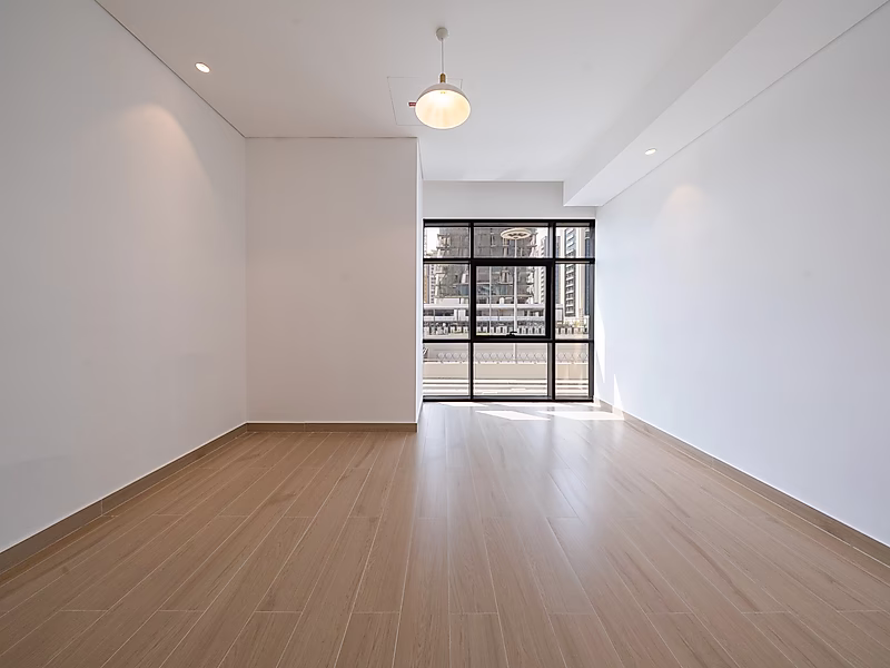 BRAND NEW! 3BR + M DUPLEX APARTMENT | WATERFRONT - Photo 3