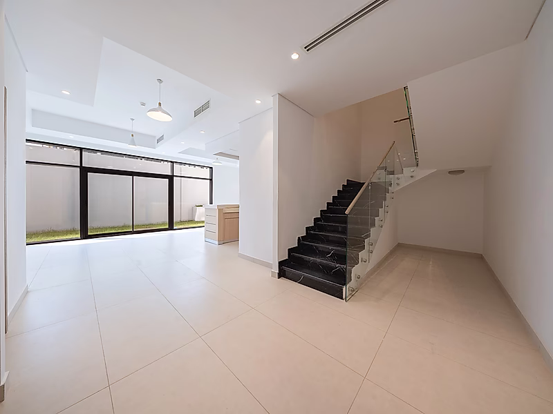 BRAND NEW! 3BR + M DUPLEX APARTMENT | WATERFRONT - Photo 4
