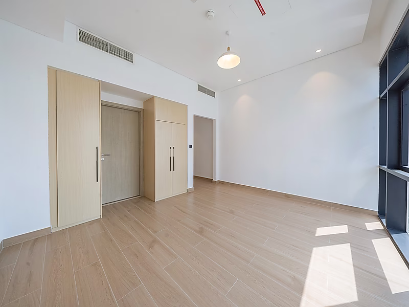 BRAND NEW! 3BR + M DUPLEX APARTMENT | WATERFRONT - Photo 5