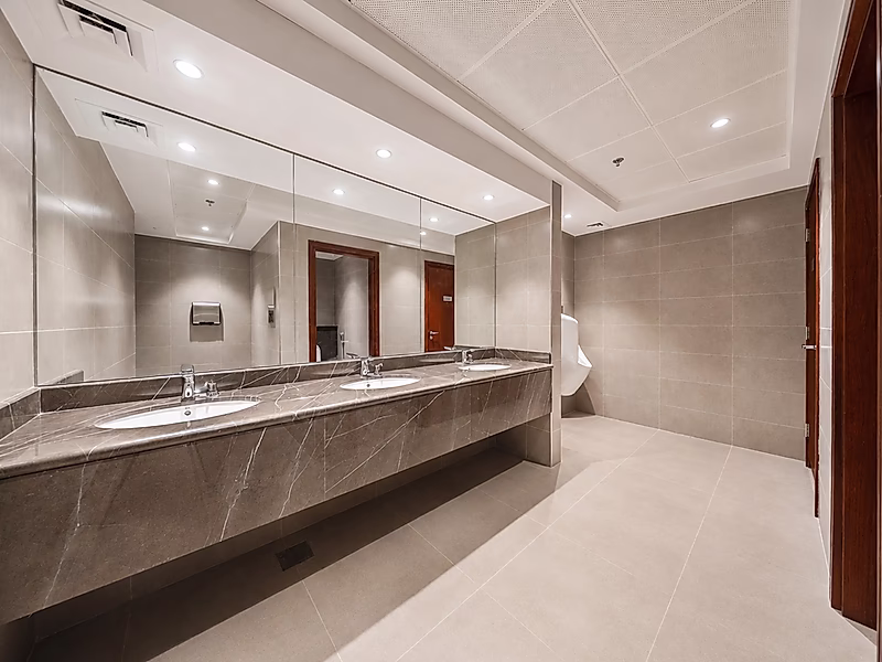 380SQM Landmark Grade Office | Semi-Fitted | Stunning Sea Views - Photo 9