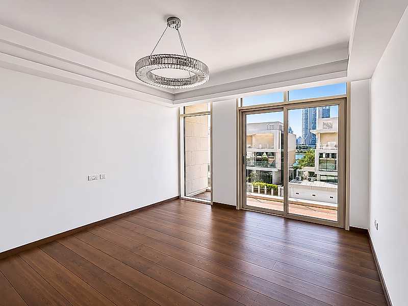 Gewan Island Living | Elegant 2-Bedroom Apartment with Stunning Waterfront Views & Payment Plan - Photo 2