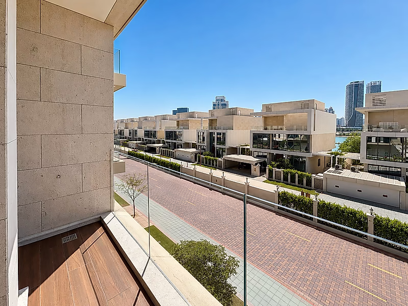 Gewan Island Living | Elegant 2-Bedroom Apartment with Stunning Waterfront Views & Payment Plan - Photo 5