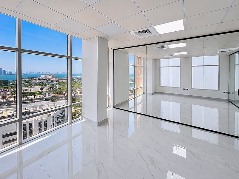 Fully Fitted Sea View Office | 84 SQM | Prime Corniche Location - Photo 6