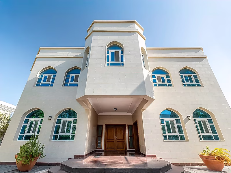 Spacious Standalone Villa for Rent – Prime Location in Onaiza - Photo 1