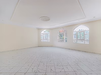 Spacious Standalone Villa for Rent – Prime Location in Onaiza