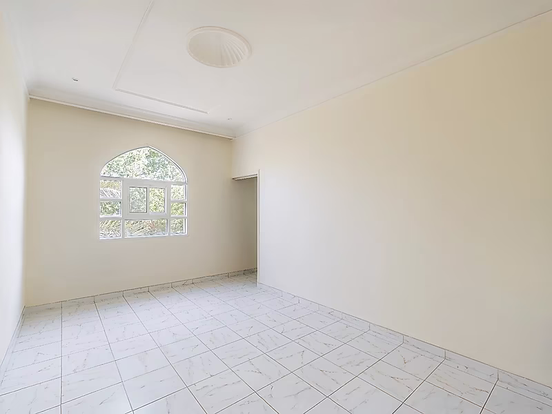 Spacious Standalone Villa for Rent – Prime Location in Onaiza - Photo 12