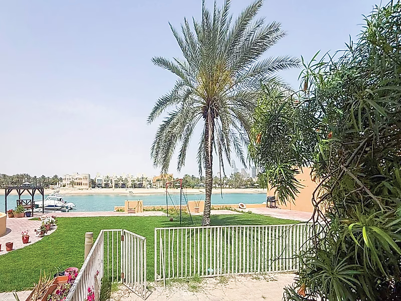 شقة رائعة بأربع غرف نوم وإطلالات على البحر - Photo 3