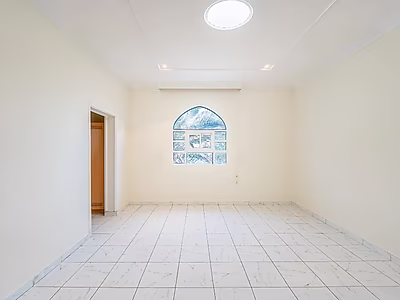 Spacious Standalone Villa for Rent – Prime Location in Onaiza