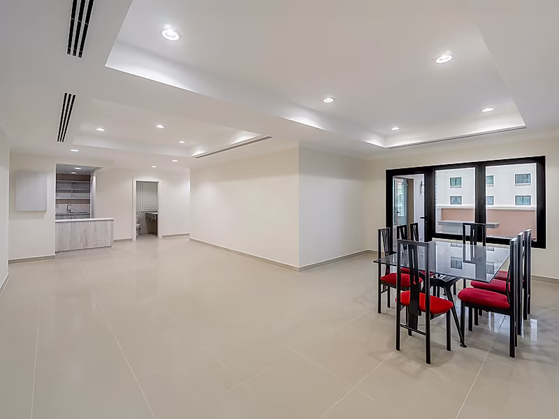 RENOVATED 2BR | FULL MARINA VIEW | TITLE DEED - Photo 1