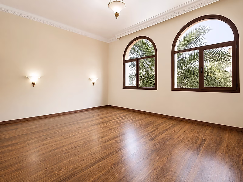 EXCEPTIONAL DESIGN 5BR+MAID SOPHISTICATED VILLA - Photo 3