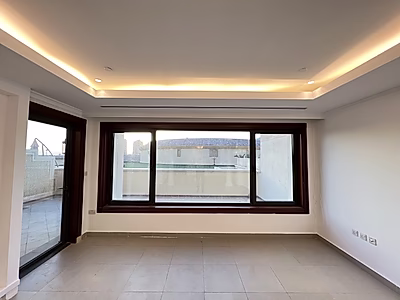 Spacious Townhouse for RENT | Large Sunny Terrace | Mid - Porto Arabia