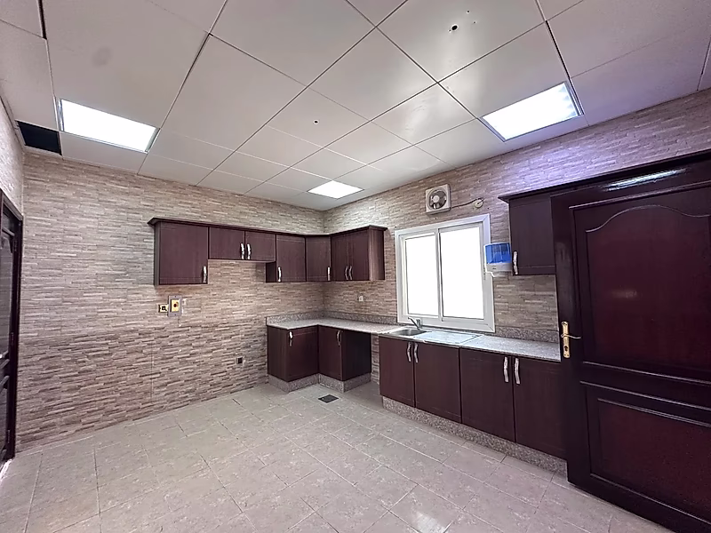 Commercial Villa for Rent | Al Thumama - Photo 6