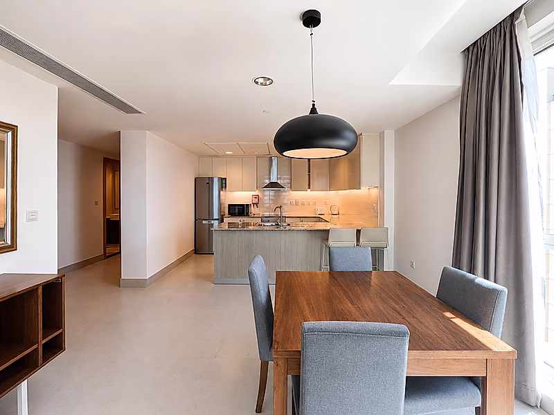 BILLS IN! BEAUTIFUL 1-BEDROOM SEA VIEW | PEARL - Photo 3