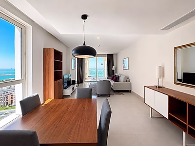 BILLS IN! BEAUTIFUL 1-BEDROOM SEA VIEW | PEARL