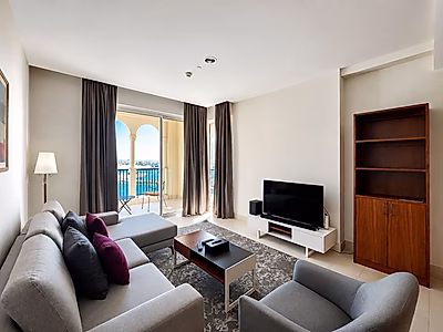 SEAVIEW! 1BEDROOM+OFFICE BILLS INCLUDED | PEARL