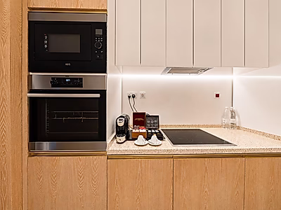 1 MONTH FREE! 1-BR HOTEL APARTMENT | WEST BAY