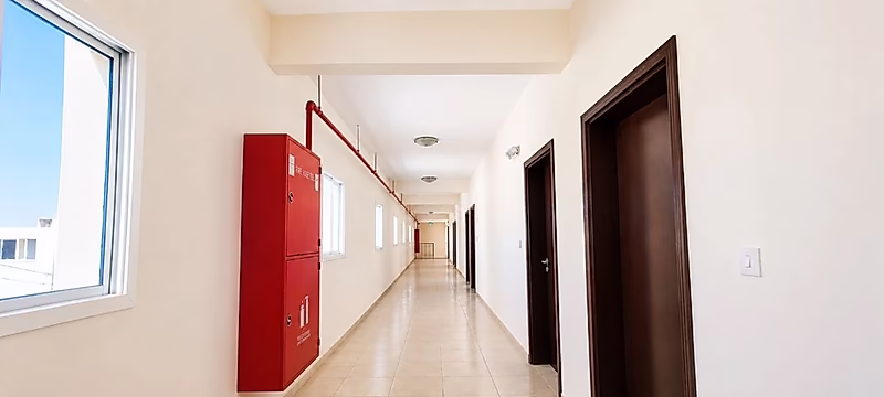 Open-Plan Office for Rent | Al Wakalat Street - Photo 3