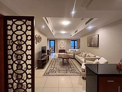 Elegant Furnished Studio in Porto Arabia | Prime Pearl Location